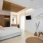 Elit Mykonos アパートホテル