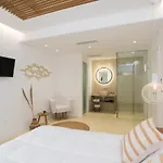 Elit Mykonos 4*
