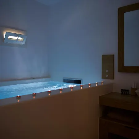 Elit Mykonos アパートホテル